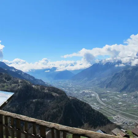 Chalet Les Oiseaux Nend111 度假居