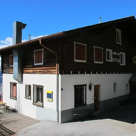 Chalet Les Oiseaux Nend111 *