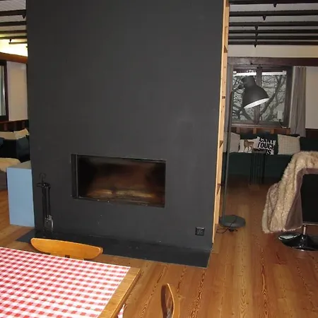 Chalet Les Oiseaux Nend111 度假居