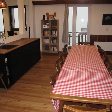 Chalet Les Oiseaux Nend111 度假居 *