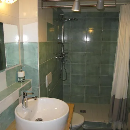 Chalet Les Oiseaux Nend111 * Iserables